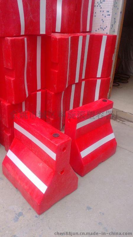 科凯塑业滚塑隔离墩生产厂家 塑料注水小隔离墩 防撞路墩图片,科凯塑业滚塑隔离墩生产厂家 塑料注水小隔离墩 防撞路墩高清图片 余姚市城区科旋滚塑容器厂,